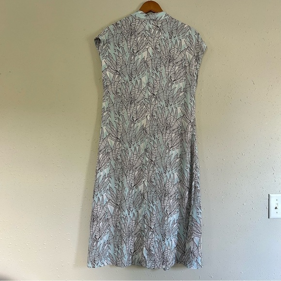 🦋 H&M Blue White Floral Button Down Midi Dress Size 8 - Picture 4 of 7